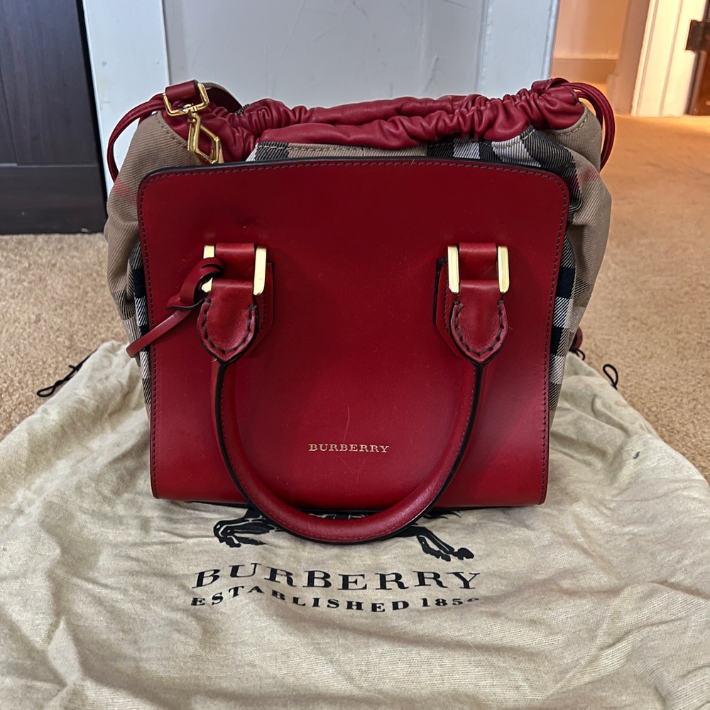 Burberry House Check Bucket bag
